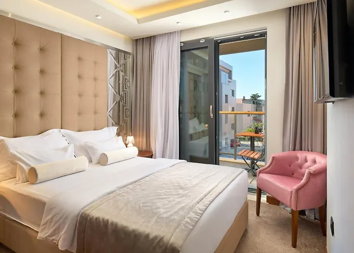 Time Boutique Hotel